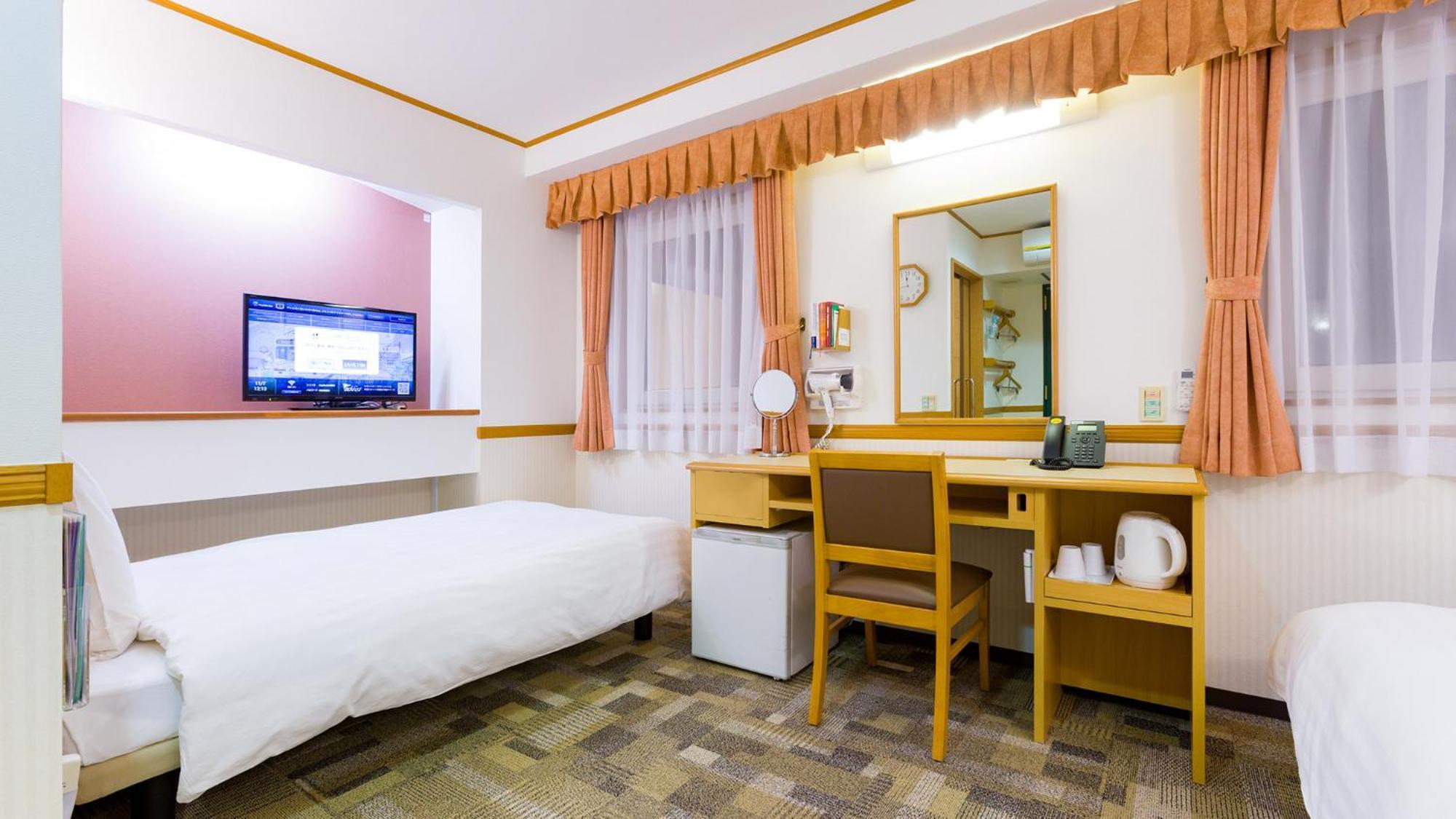 Toyoko Inn Nihombashi Bakurocho Tokyo Room photo